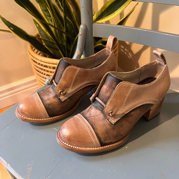 Freebird “Catalina” Shoes - Picture 4 of 7